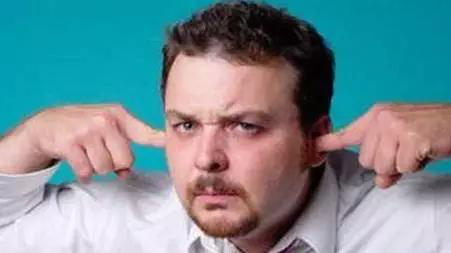 真菌性外耳道炎是什么？它的症状都有啥？