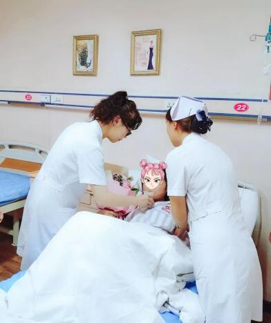 “让患者感受到家的温暖”西安华都妇产医院医生成功帮助三年不孕患者完成宫腹腔镜手术