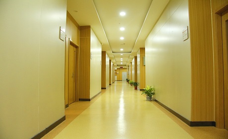病房走廊二
