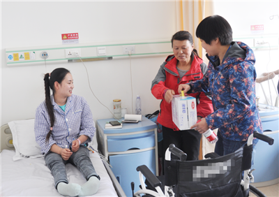 中海油研究总院团委到麦瑞骨科医院看望“重塑未来”肢残儿童