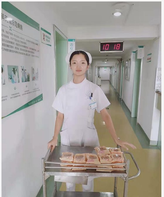 资讯 | 北京丰益肛肠医院中秋节为患者送月饼，“月”来越健康！