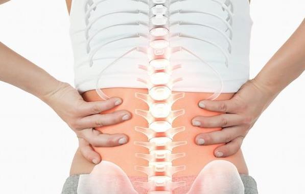 康复科医生解惑：你知道脊椎哪里最容易受伤吗？