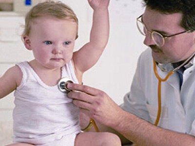 为什么说小儿特别容易惹上支气管扩张症？
