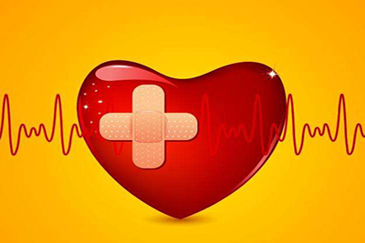 心脏病早期会有这些信号，常吃4种食物护心脏