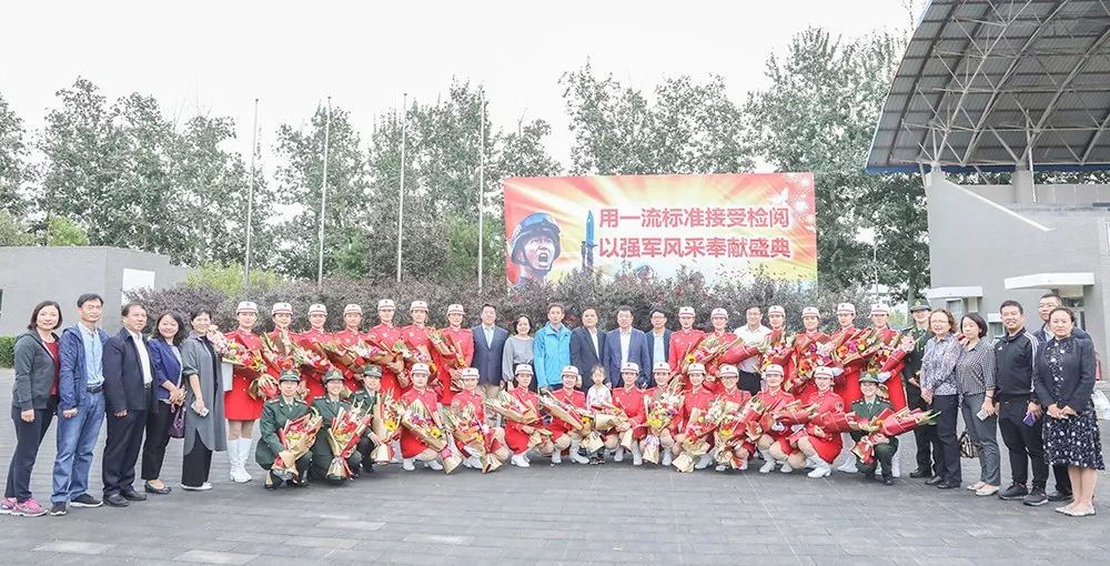 欢迎女民兵回家|朝阳区卫健委带领带队赴训练基地迎接女民兵北京五洲妇儿医院