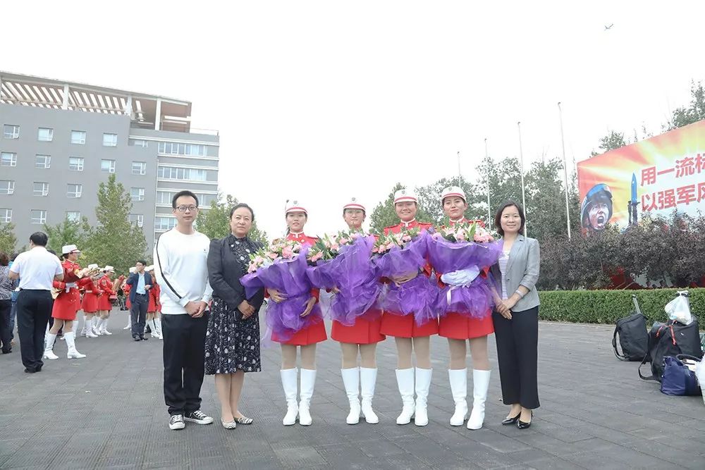 欢迎女民兵回家|朝阳区卫健委带领带队赴训练基地迎接女民兵北京五洲妇儿医院