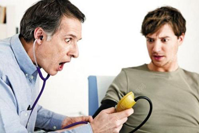 高血压易发脑卒中！生活中如何预防高血压？