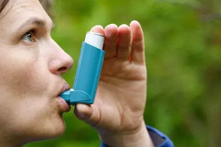 哮喘该如何治疗，这些方法可以缓解病情，甚至可以保持长期减少复发 