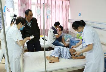暑期“快速告白”行动，青少年强化治疗专项门诊