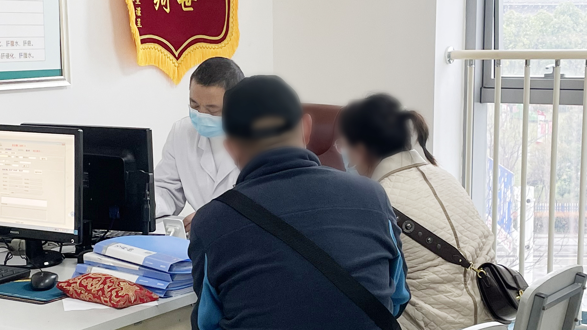 17岁小伙年纪轻轻为何查出重度脂肪肝？