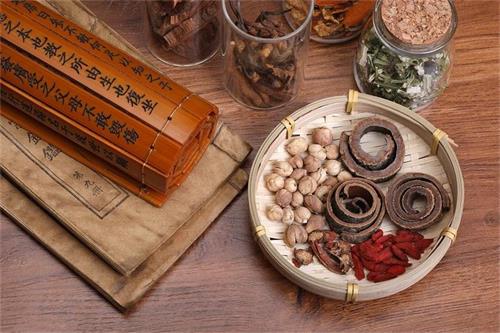 百病皆生于气，难病千变，不离气血！（深度好文）