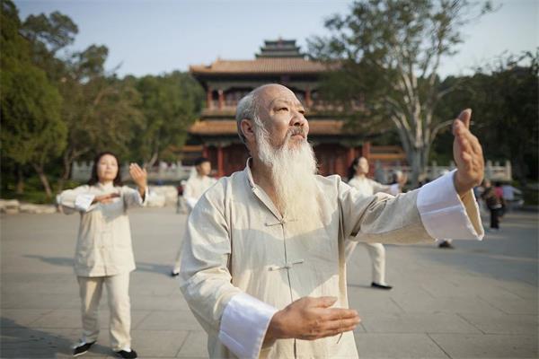 一年中较冷的时候到了，一定要学会“藏阳”！数九寒天过不好，是要留病根的！